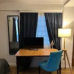 Art 2* 瓦爾納