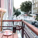 Art Hotel 2*