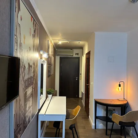 Art Hotel 2*